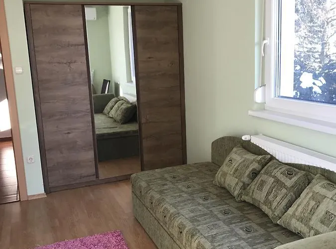 Fecske 17 דירה *